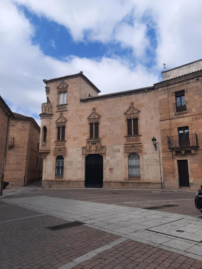Plaza San Salvador Apartment Ciudad Rodrigo Exterior photo
