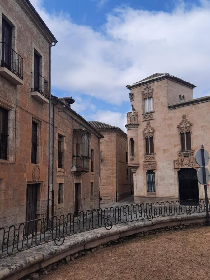 Plaza San Salvador Apartment Ciudad Rodrigo Exterior photo
